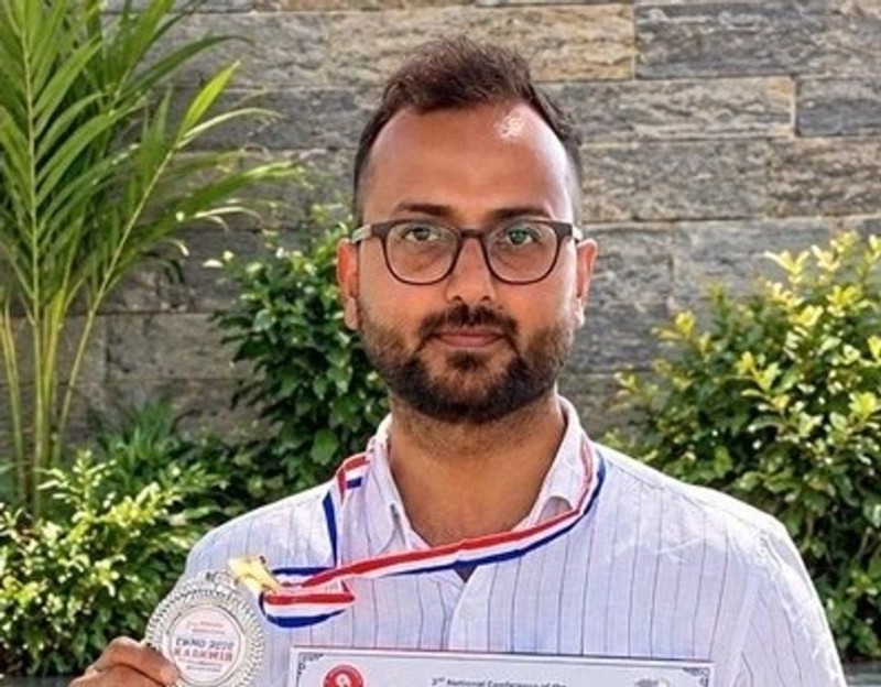 Dr Vishwajeet Jamwal, AIIMS Jammu Doctor, Wins National Award for Research That Could Improve Cancer Care