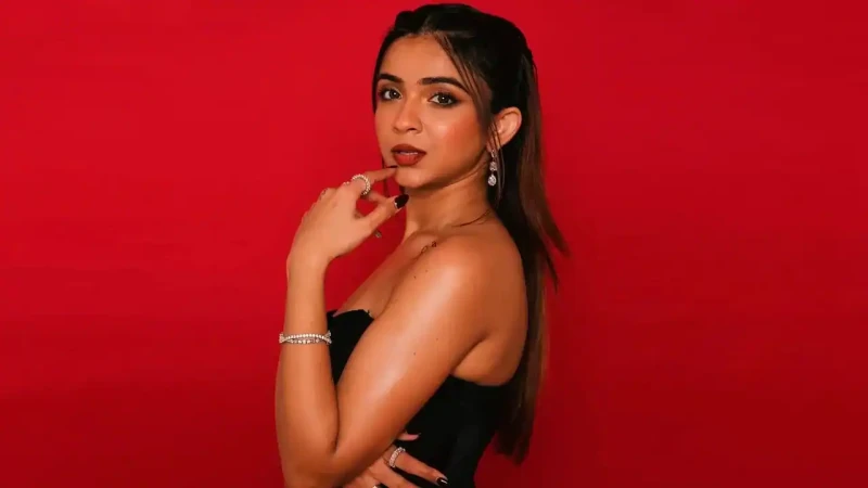 Apoorva Mukhija says she 'lost her mind' after her kissing video with Amin Jaz went viral: 'I just kept crying'