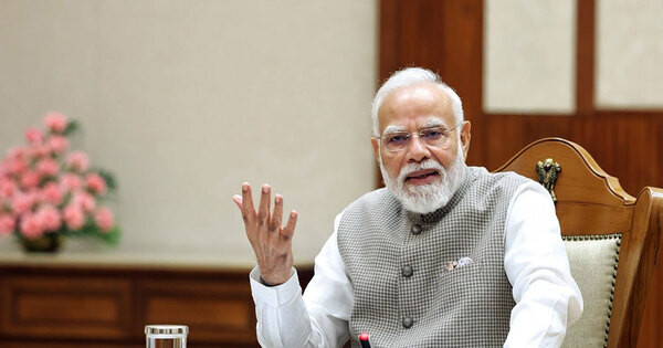 "May the blessings of Maa Durga fill our society with happiness, compassion and hope": PM Modi wishes 'Shubho Mahalaya'