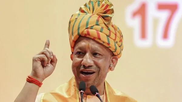 ‘Mandate Se Milegi Kursi, Bangladesh Style Unrest Se Nahi!’ Yogi Adityanath Cautions against Political Instability