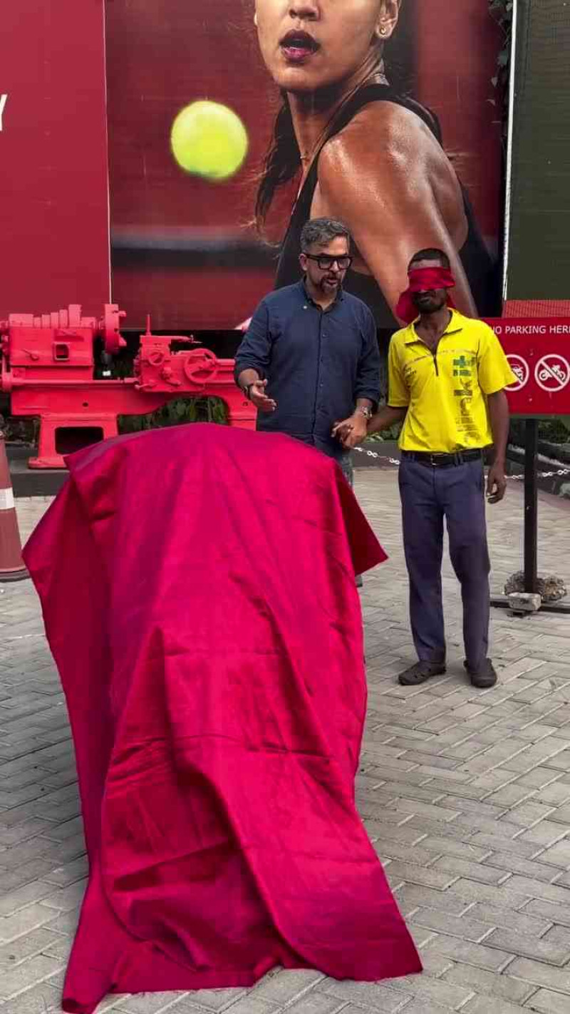 Anant Ambani Surprises Delivery Partner With a New Scooter, Proving Kindness Is the Best Vibe! 🛵✨