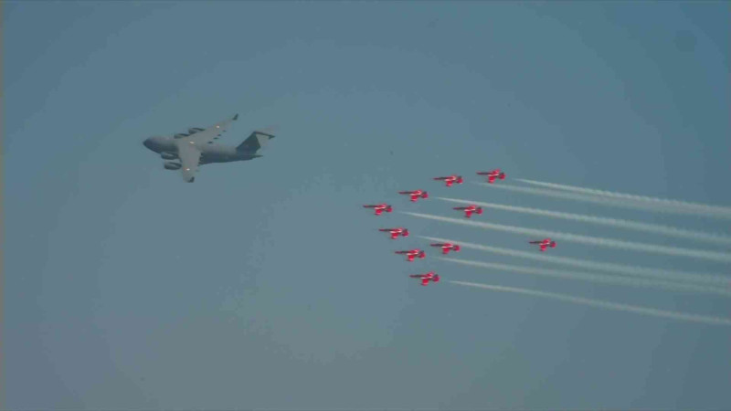 Air Force Day 2026 Flypast Ends in Varanasi With the Epic Dashashwa Formation Over Namo Ghat! 🛩️🔥
